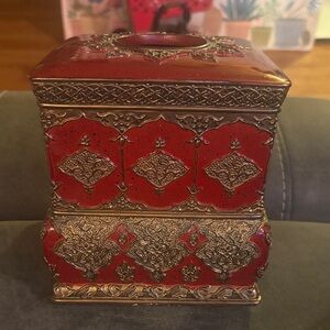 🔥5 FOR $25🔥 Red and Bronze Decorative Embossed Accent Tissue Box Cover